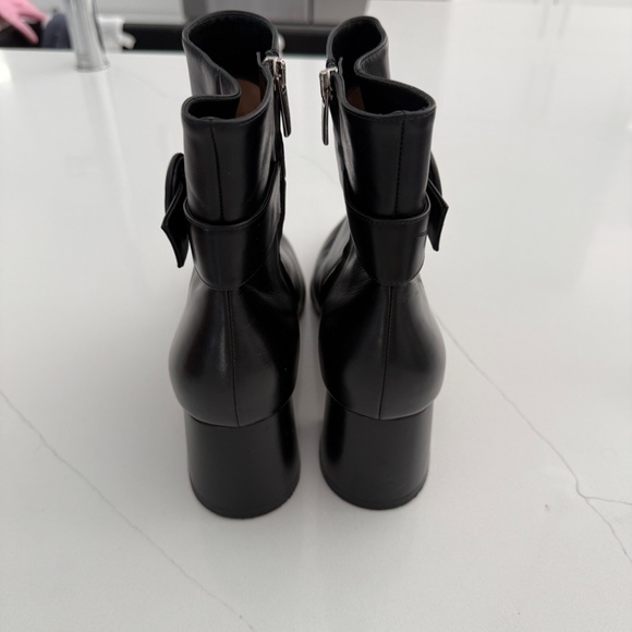 Gianvito Rossi Pointed Toe Black Leather Ankle Boots Block Heel - Picture 3 of 7